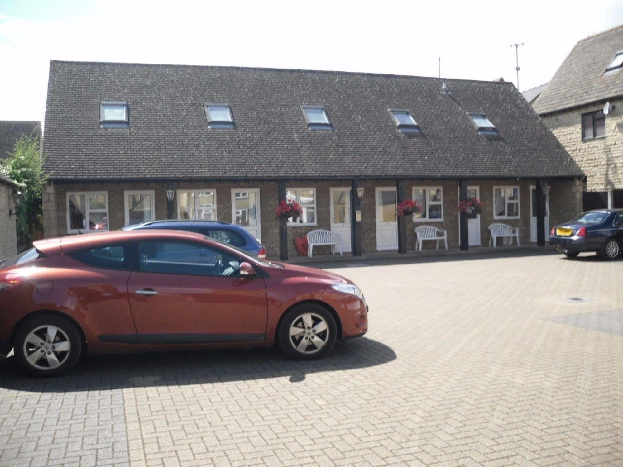 Broadlands (adults Only)